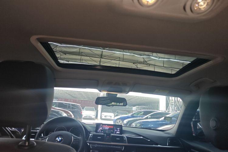 BMW 3 Series 2017 #20 BMW 3 Series 2017 car image #20