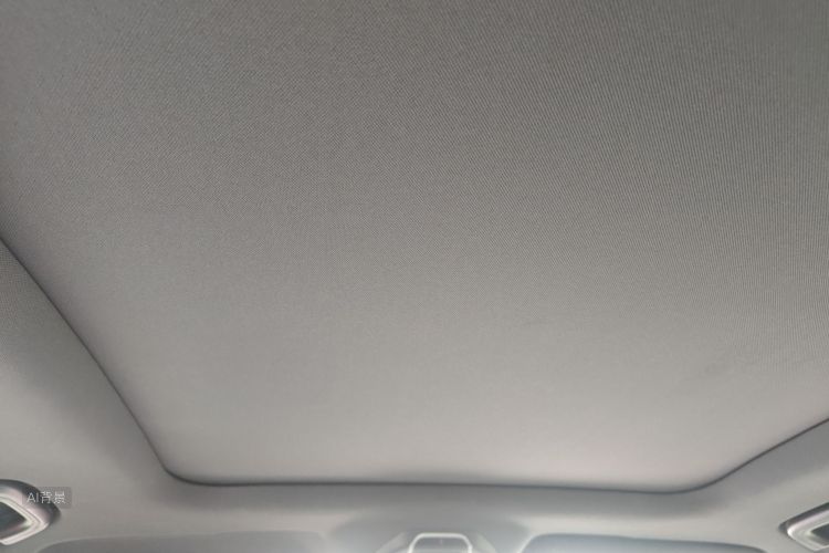 GEELY Coolray 2019 #20 GEELY Coolray 2019 car image #20