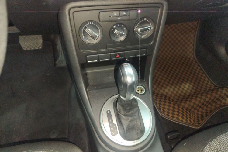 Volkswagen Beetle 2015 immagine di auto #20