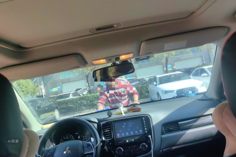 劳斯莱斯 欧蓝德 2018 汽车图片 #20