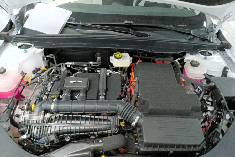 BYD Seal 05 DM-i 2025 car image #20