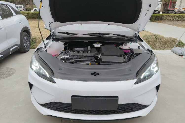 BYD Seal 05 DM-i 2025 immagine di auto #20