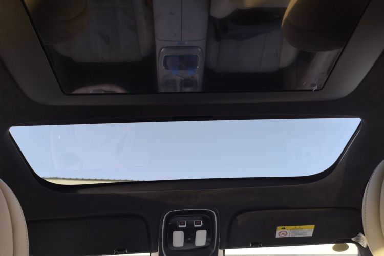 Deepal S09 2025 imagen de coche #20