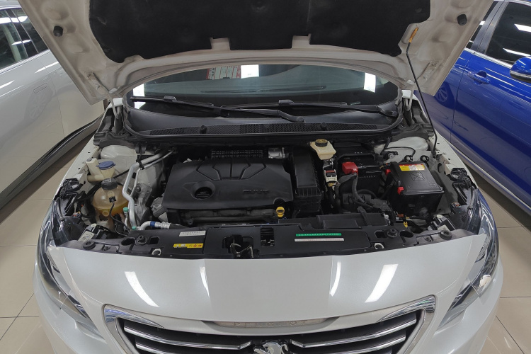 Peugeot 408 2015 #20 Peugeot 408 2015 car image #20