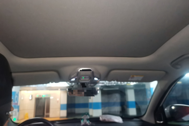 GEELY Coolray 2019 immagine di auto #20