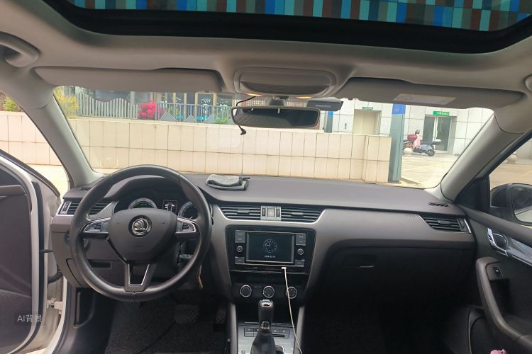 Skoda Octavia 2017 car image #20