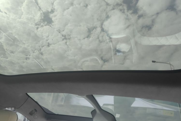 Avatr 11 2024 car image #20