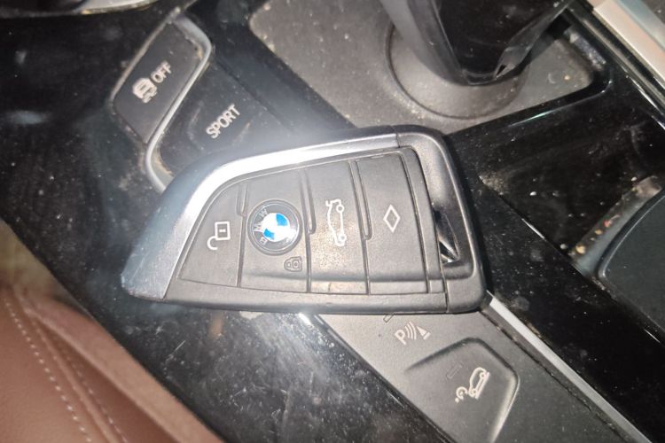 BMW X3 2020 car image #20