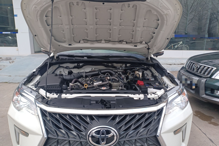 Toyota Fortuner 2020 #20 Toyota Fortuner 2020 car image #20