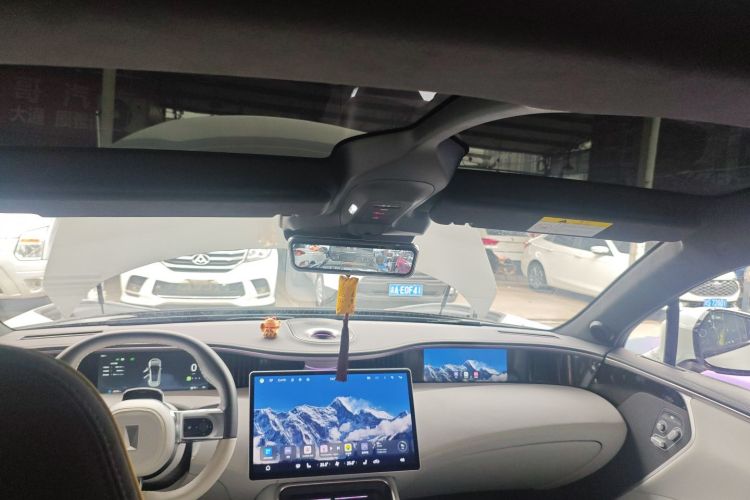 Avatr 11 2023 #20 Avatr 11 2023 car image #20