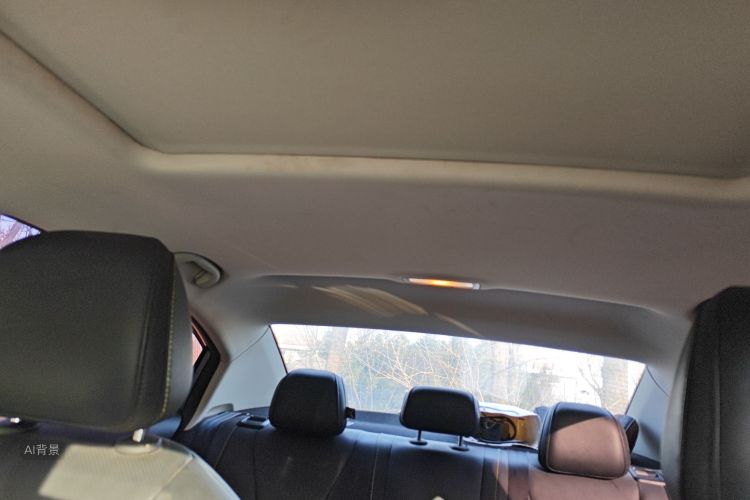 Roewe i5 2022 car image #20