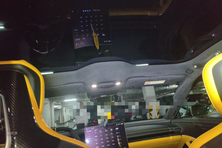 MI SU7 Ultra 2025 car image #20