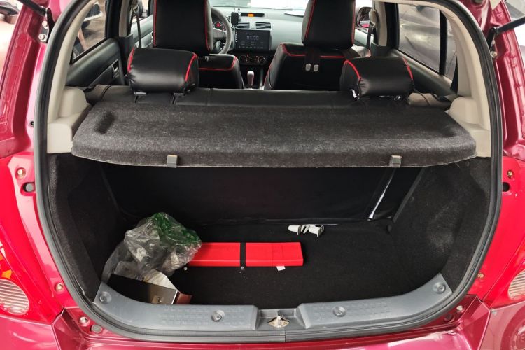 Suzuki Swift 2016 car image #20