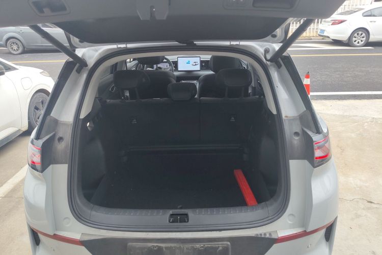 BYD Sea Lion 05 EV 2025 car image #20