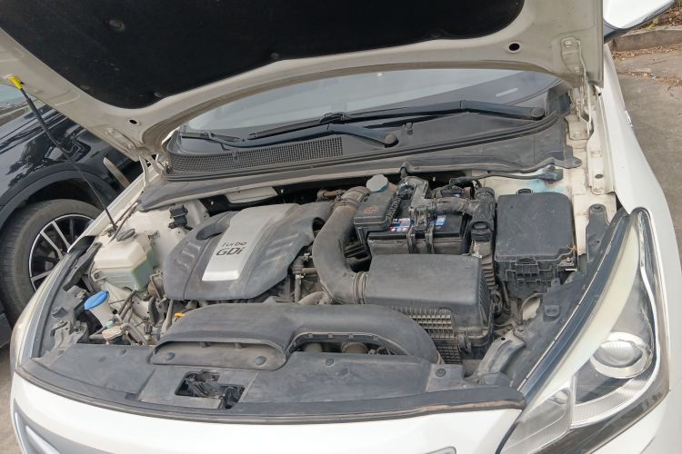 Hyundai Mistra 2016 #20 Hyundai Mistra 2016 car image #20