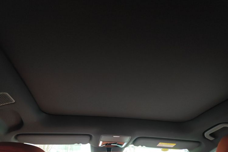 BYD Tang L 2025 immagine di auto #20