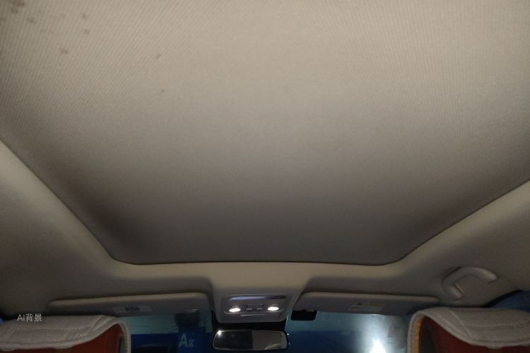 T5 2018 car image #20