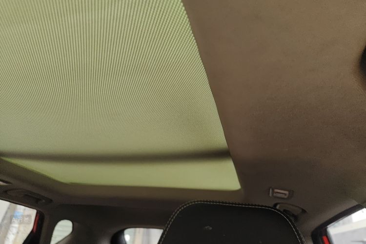 GEELY Coolray 2020 car image #20