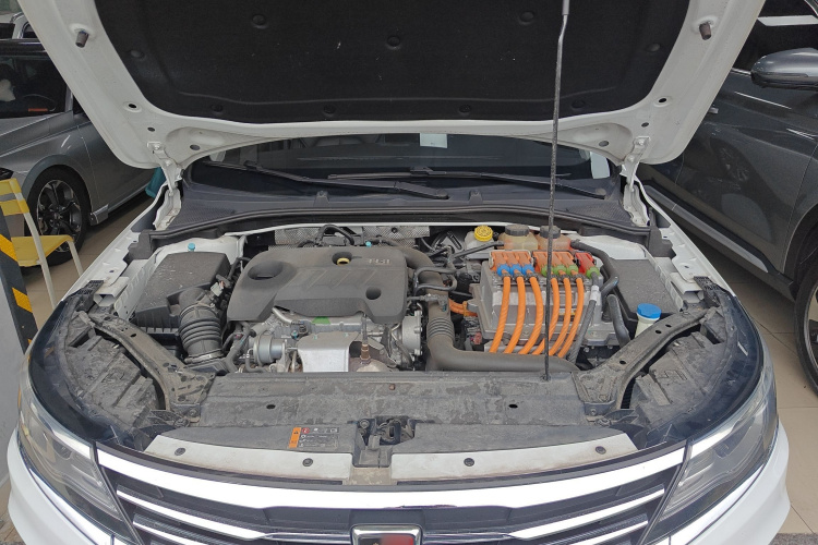 Roewe i6 New Energy 2019 изображение автомобиля #20