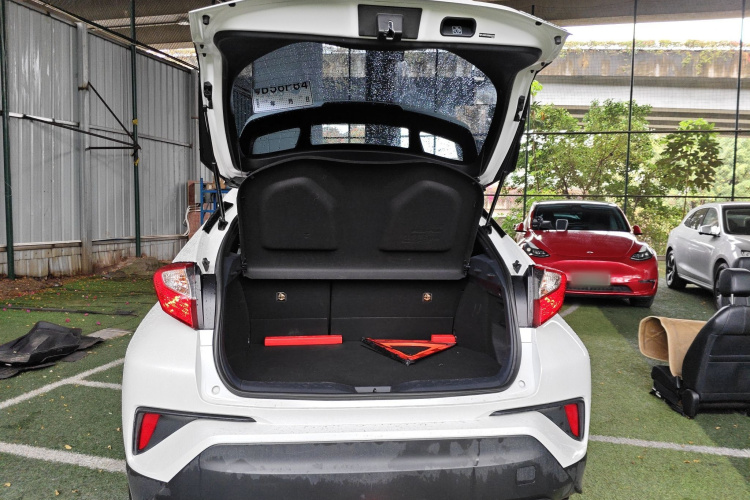 Toyota C-HR EV 2021 car image #20