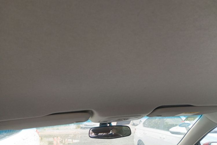 Chevrolet Cavalier 2017 immagine di auto #20