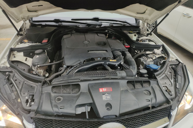 Mercedes-Benz E Class (Imported) 2014 immagine di auto #20