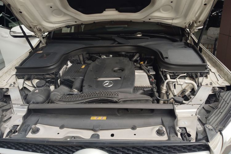 Mercedes-Benz GLC Class 2016 صورة سيارة #20