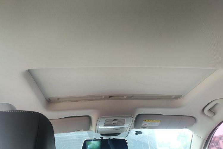 Roewe i5 2018 car image #20