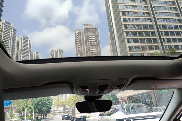 Mercedes-Benz GLA Class 2019 car image #20