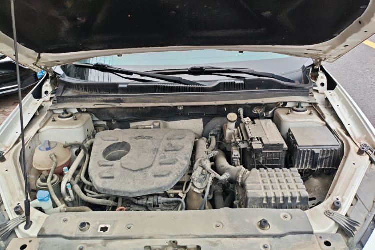 X70M 2021 car image #20