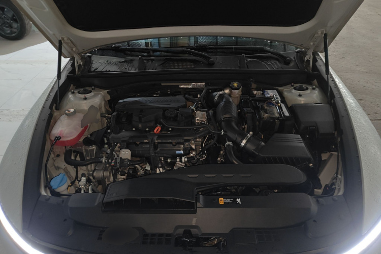 Hyundai Sonata 2024 immagine di auto #20