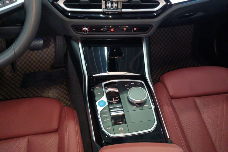 BMW i3 2024 imagem de carro #20