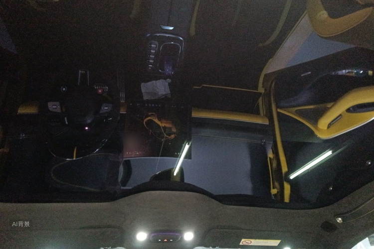 MI SU7 Ultra 2025 immagine di auto #20