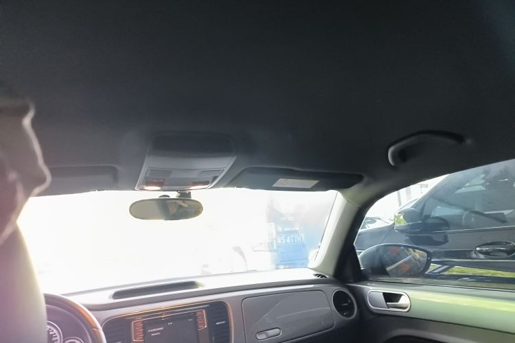 Volkswagen Beetle 2018 immagine di auto #20