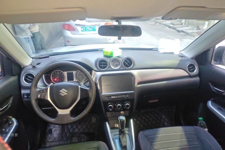 Suzuki Vitara 2017 изображение автомобиля #20