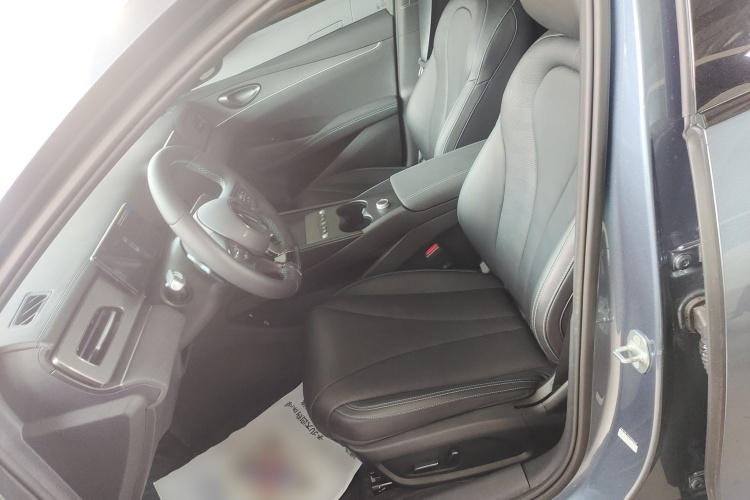 BYD Seal 06 DM-i 2025 car image #20