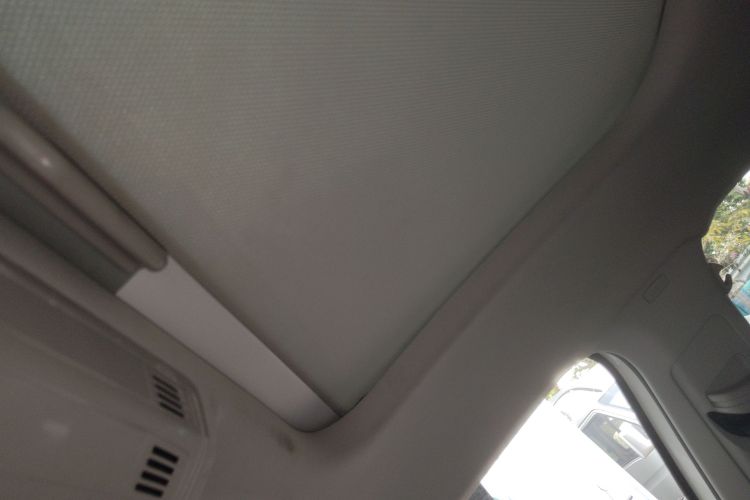 Polo 2020 car image #20