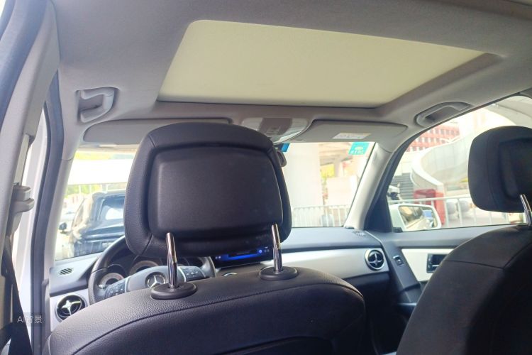 Mercedes-Benz GLK Class 2014 car image #20