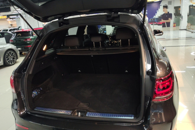 Mercedes-Benz GLC Class 2022 car image #20