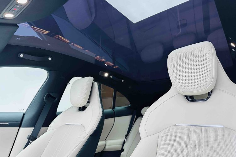 MI YU7 2025 car image #20