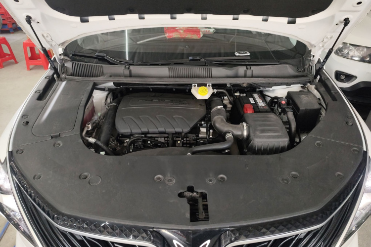 Forthing Yacht 2024 car image #20