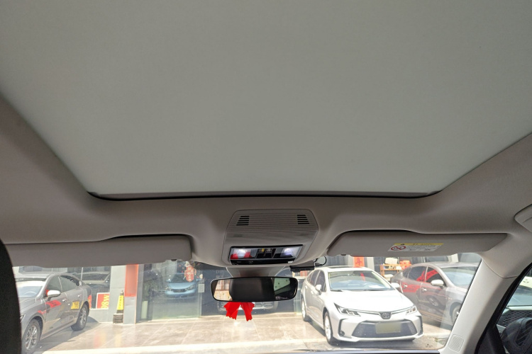 Volkswagen Tavendor 2024 car image #20