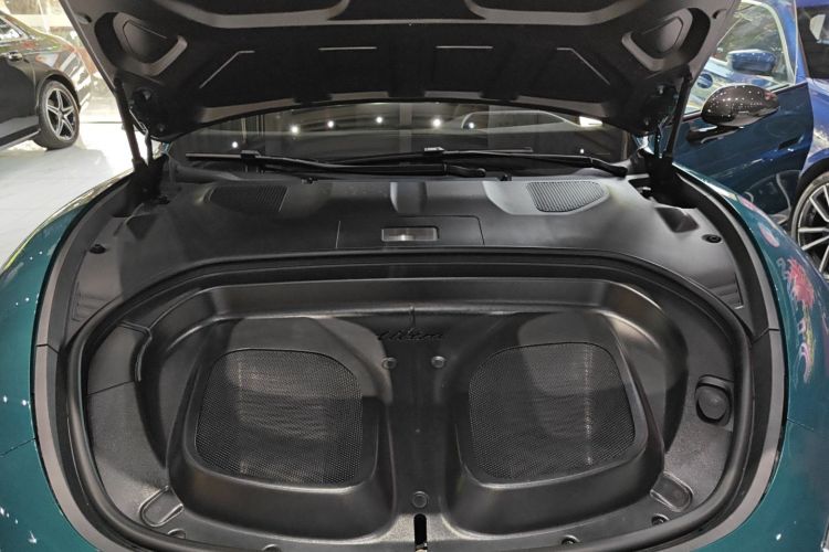 MI SU7 Ultra 2025 car image #20