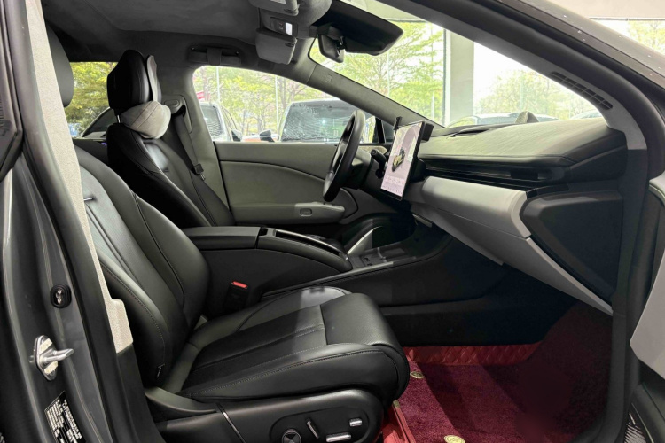 极氪 极氪007 2024 汽车图片 #20