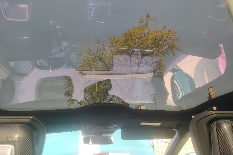 MI SU7 Ultra 2025 car image #20