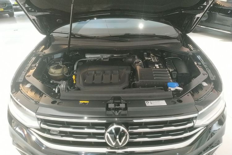 Volkswagen Tiguan X 2022 immagine di auto #20