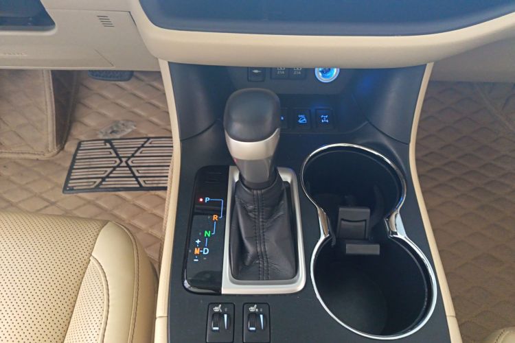 Toyota Highlander 2020 car image #20