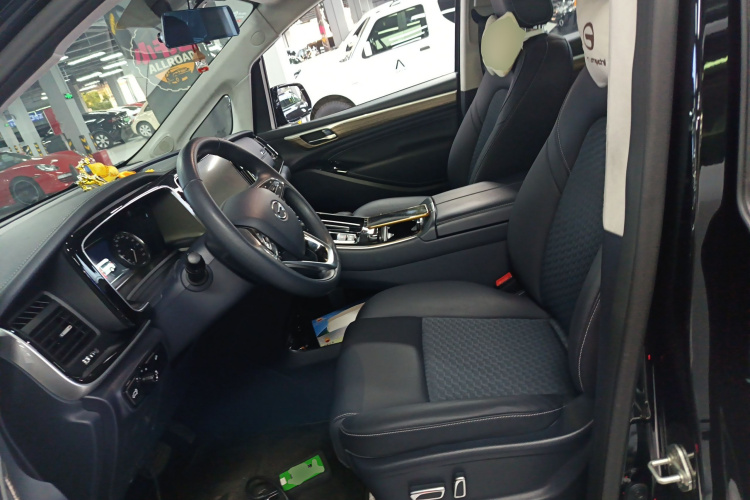 广汽传祺 传祺M8 2023 汽车图片 #20