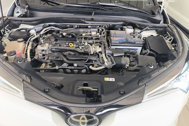 Toyota C-HR 2019 car image #20