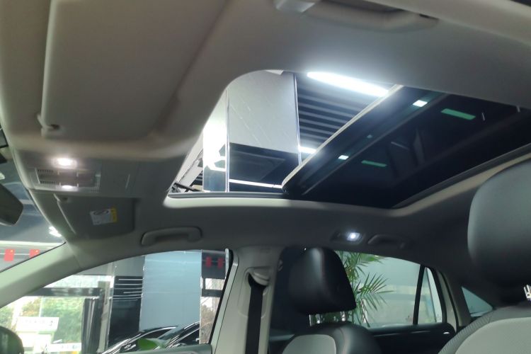 Volkswagen Tiguan X 2023 car image #20